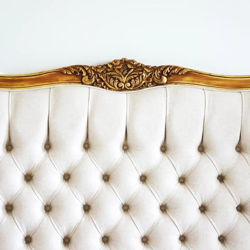 teakwood based bed