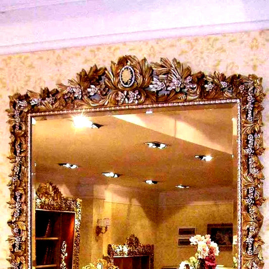 Luxury Exquisite Hand Carving Dressing Table